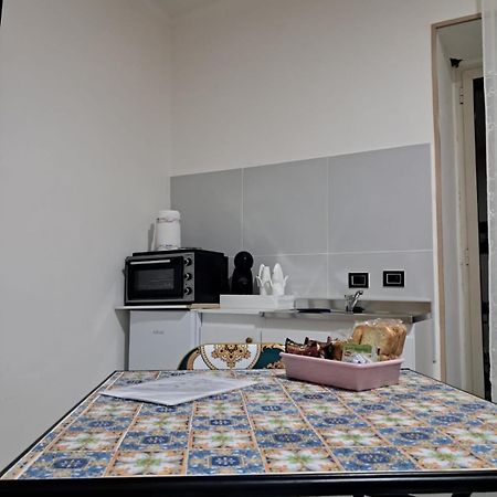 Annahouse Bed & Breakfast Наполи Екстериор снимка