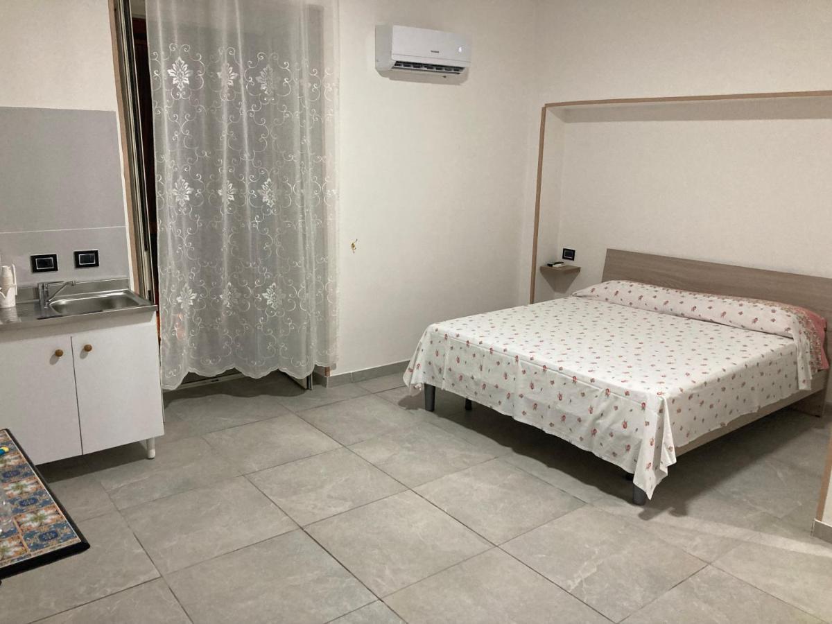 Annahouse Bed & Breakfast Наполи Екстериор снимка